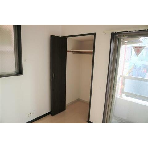 収納　ハンガーラック付きで楽々収納♪