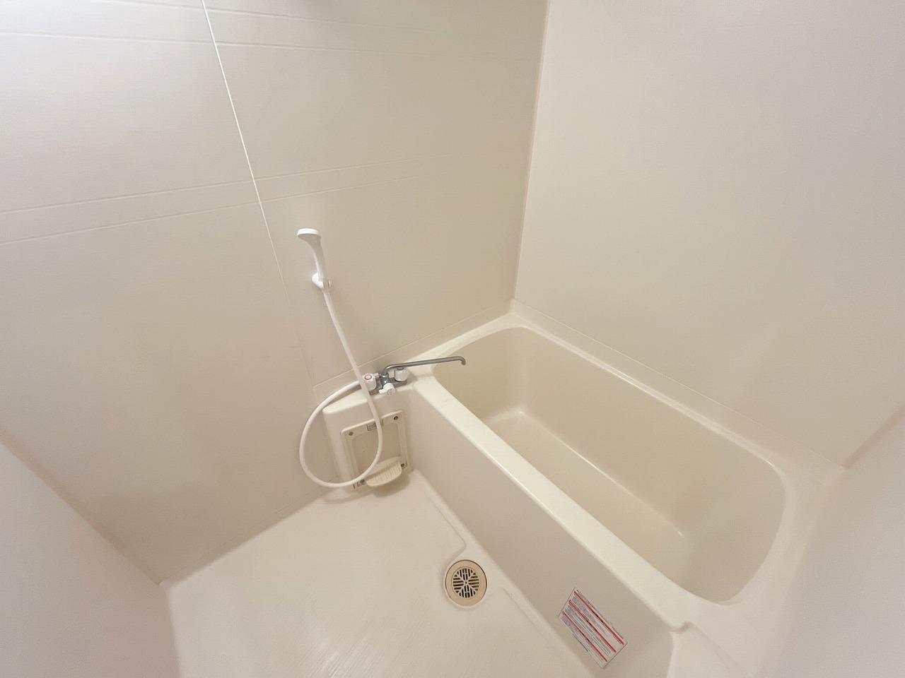 バス・シャワールーム　ゆっくりとお風呂につかれます。