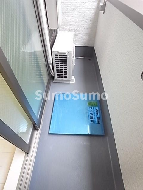 バルコニー　バルコニーからの眺めを楽しみながら食事をしませんか