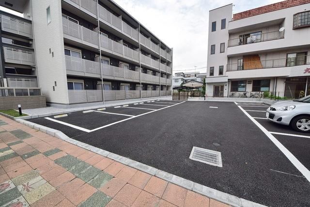 駐車場　駐車場♪