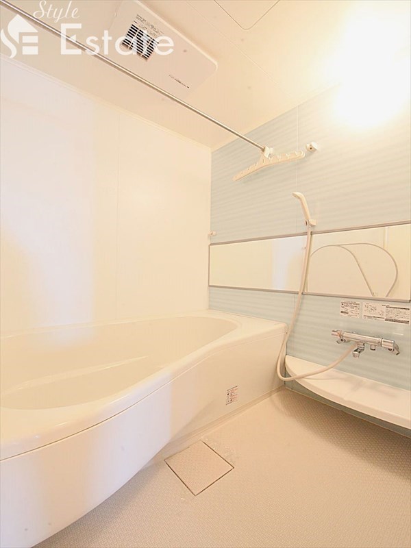 バス・シャワールーム　バスルーム