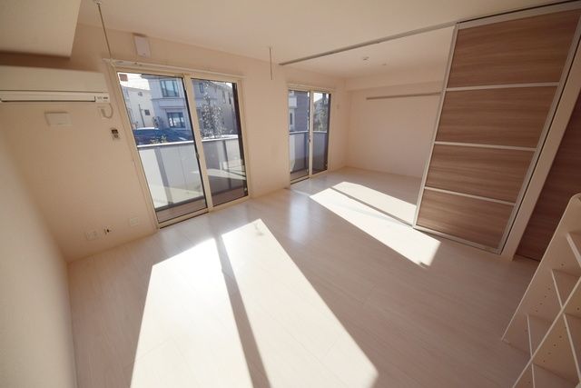 居室・リビング　★お部屋探しは、タウンハウジング多摩センター店へ★