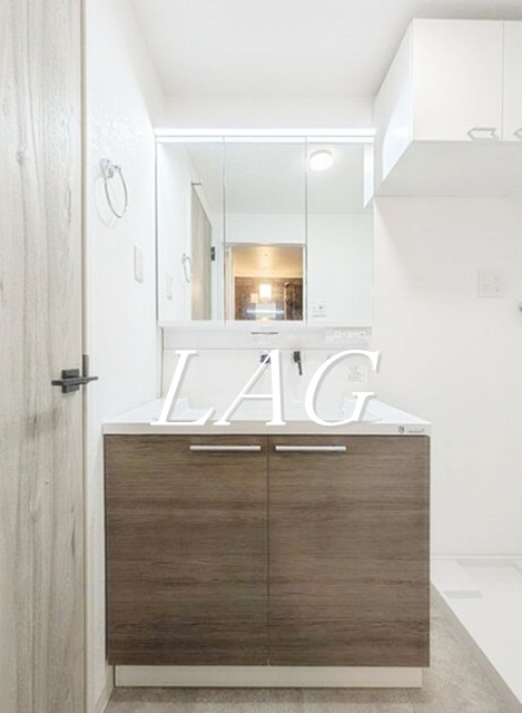 洗面設備　独立洗面台です。