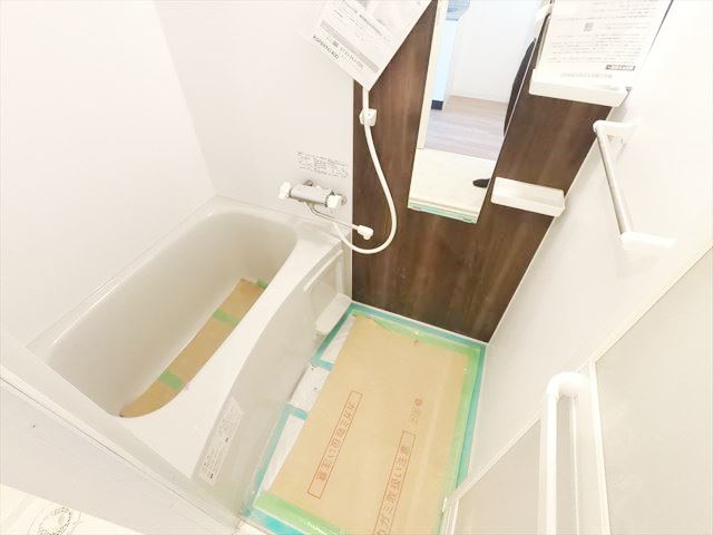 洗面設備　参考写真（同物件他号室）