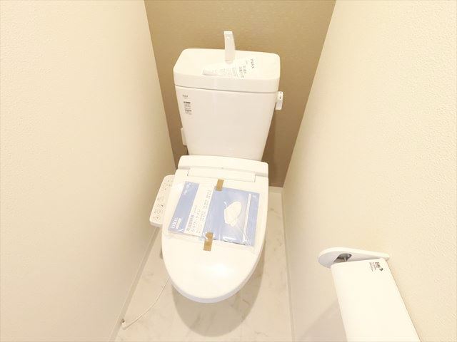 トイレ　参考写真（同物件他号室）