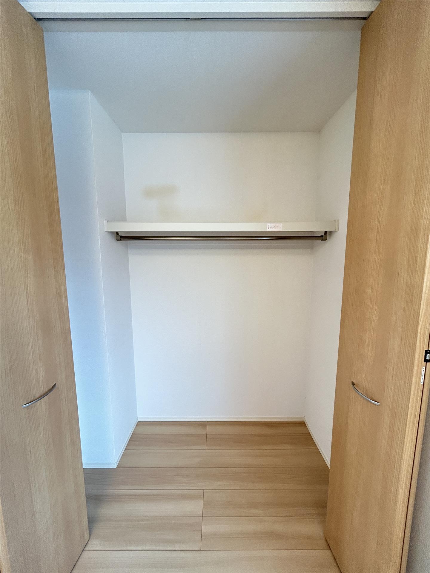 収納　クローゼット