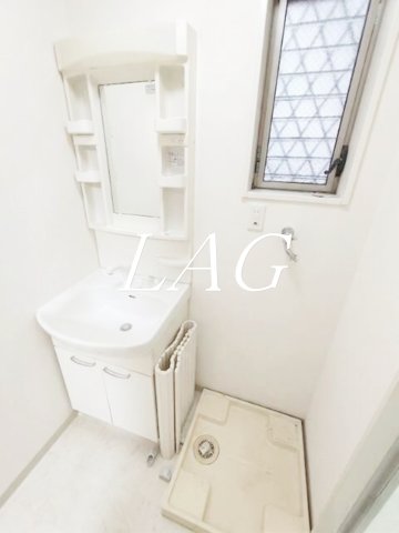 洗面設備　洗面台です。