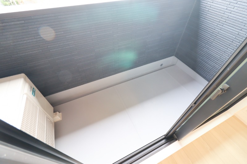 バルコニー　図面と現状に相違がある場合には現状を優先