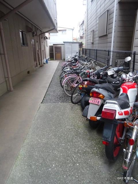 駐車場　駐輪スペースです！