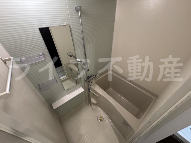 バス・シャワールーム　お風呂です