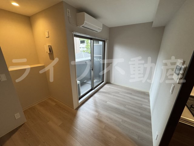 居室・リビング　居間です