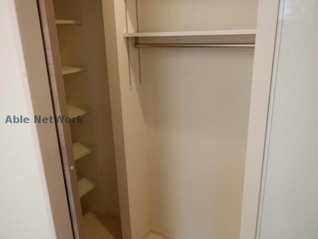 収納　同型モデル