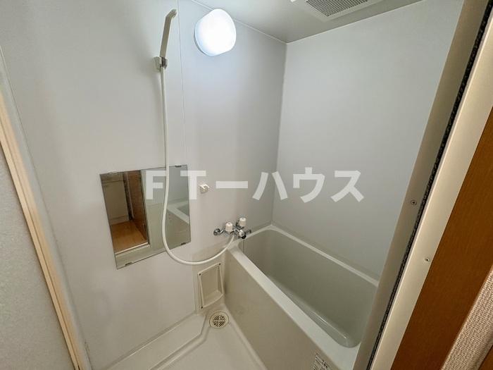 バス・シャワールーム　浴室