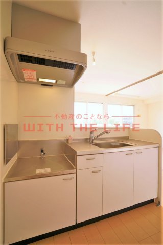 キッチン　コンパクトなキッチンで掃除もラクラク