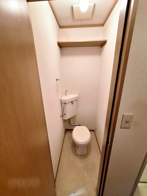 トイレ　トイレ