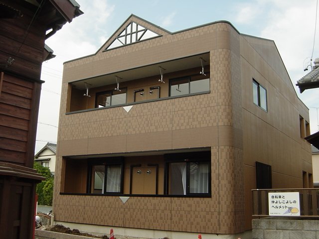 建物外観　外観写真（昼）
