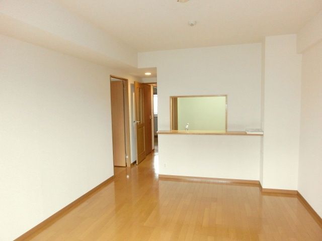 居室・リビング　カウンターキッチン