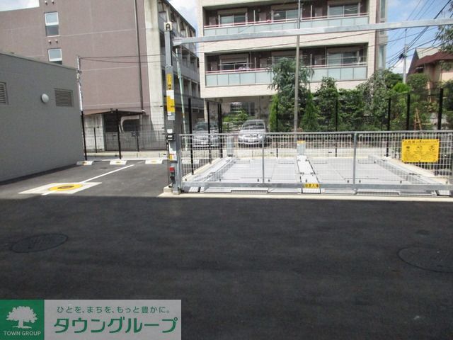 駐車場　2015年9月撮影