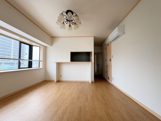 ズイコーアスピラントハイツ小山の居間写真