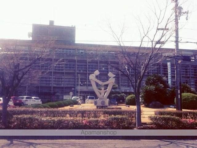 役所　貝塚市役所（役所）まで1240m