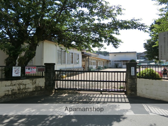 幼稚園・保育園　西幼稚園（幼稚園・保育園）まで174m
