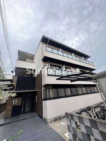 建物外観　外観は落ち着いています