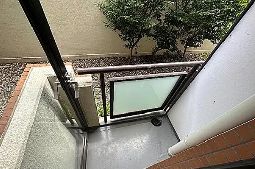 バルコニー　※別室参考写真