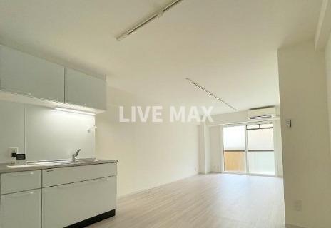 キッチン　※別部屋のお写真になります