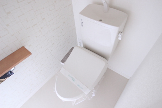 トイレ　※別部屋の写真です