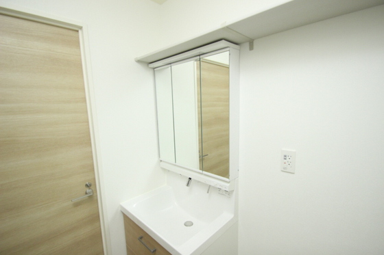 洗面設備　※別部屋の写真です