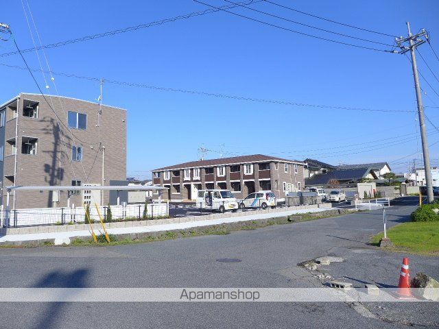その他　前面道路（その他）まで0m