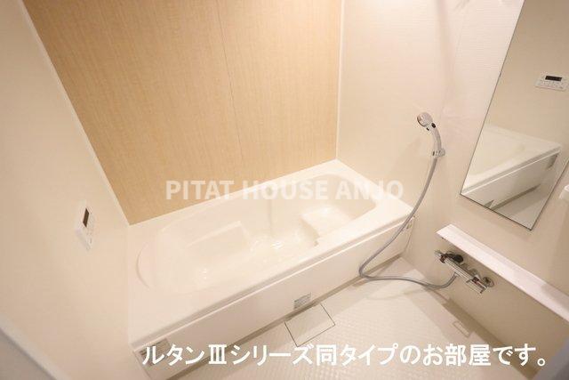 バス・シャワールーム　お風呂です