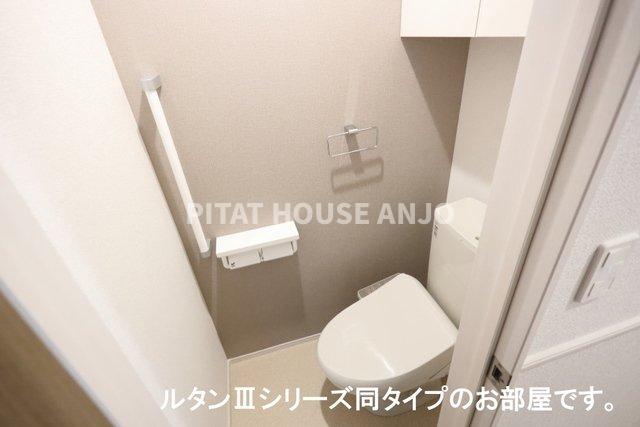 トイレ　コンパクトで使いやすいトイレです