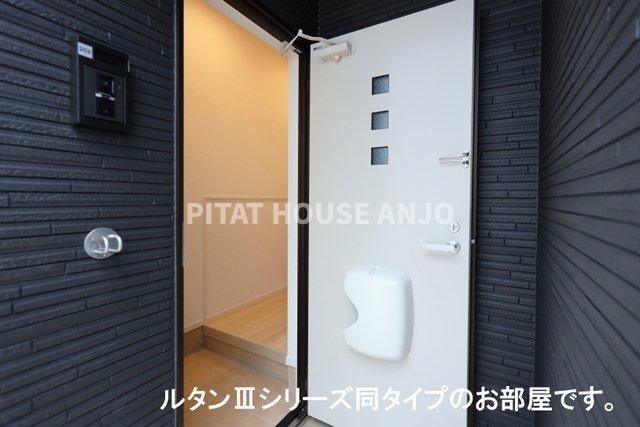 玄関　明るい玄関です
