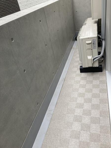 洗面設備　独立洗面台、朝の身支度には欠かせません