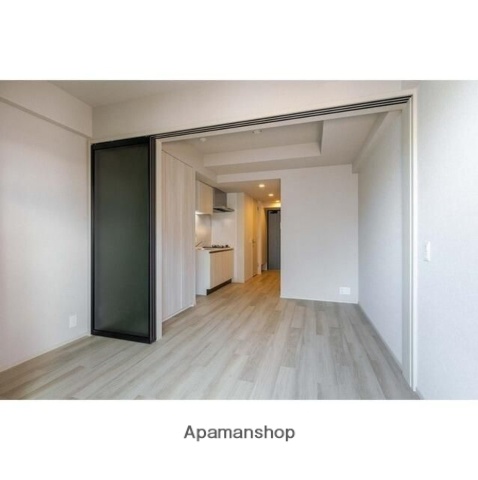 ウエリスアーバン住吉EASTの居間写真