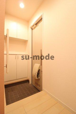 玄関　別部屋写真