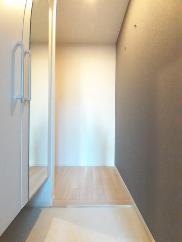 玄関　明るい玄関です