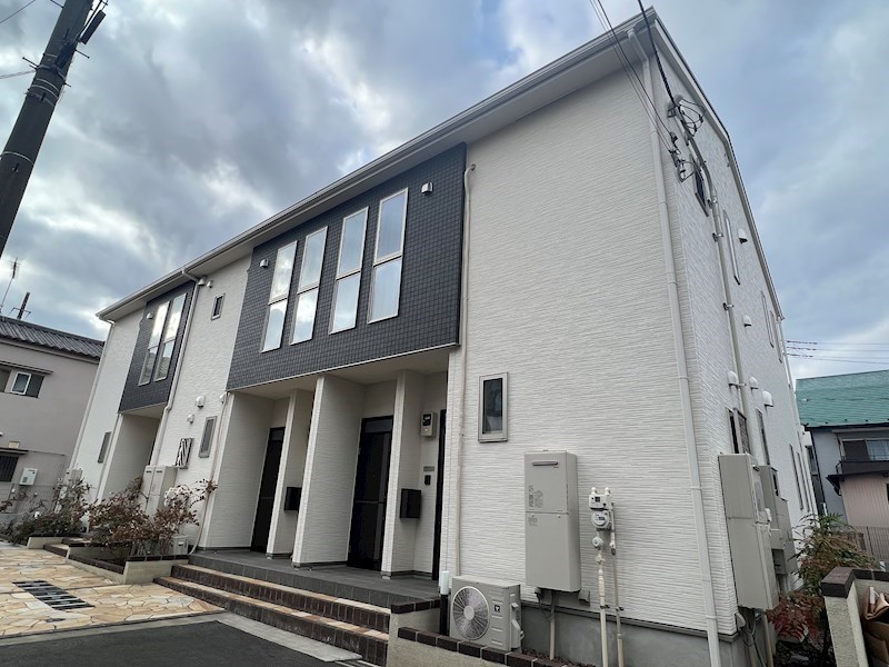 建物外観　落ち着いたおしゃれな外観です