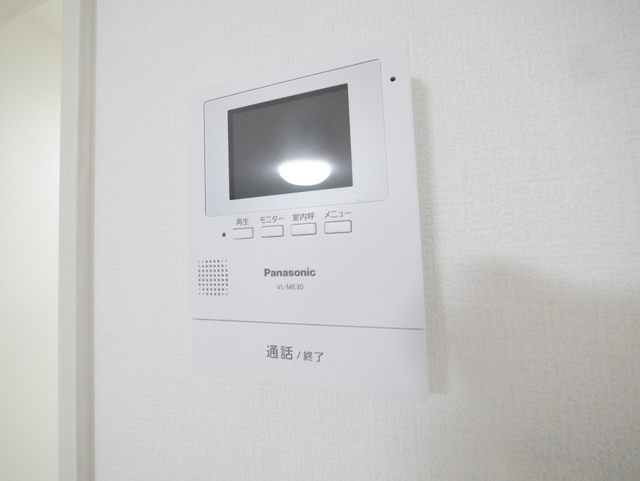 セキュリティ　★モニタ付きインターホンでセキュリティ面も安心ですね★