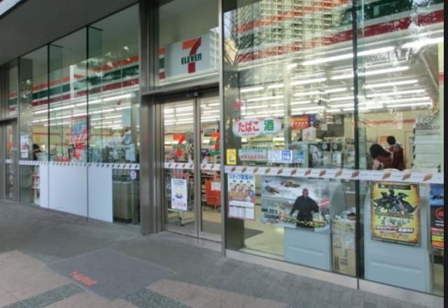 コンビニ　セブンイレブン豊洲3丁目店（コンビニ）まで542m