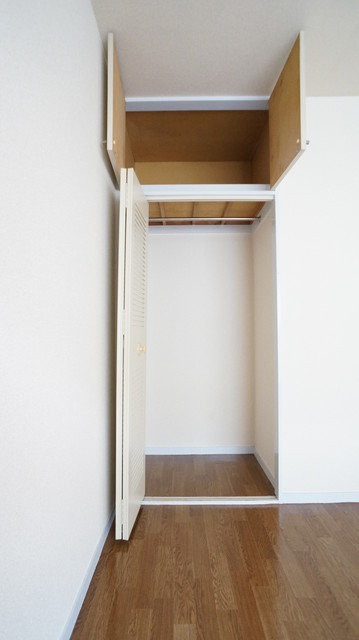 収納　参考写真（同建物別部屋）