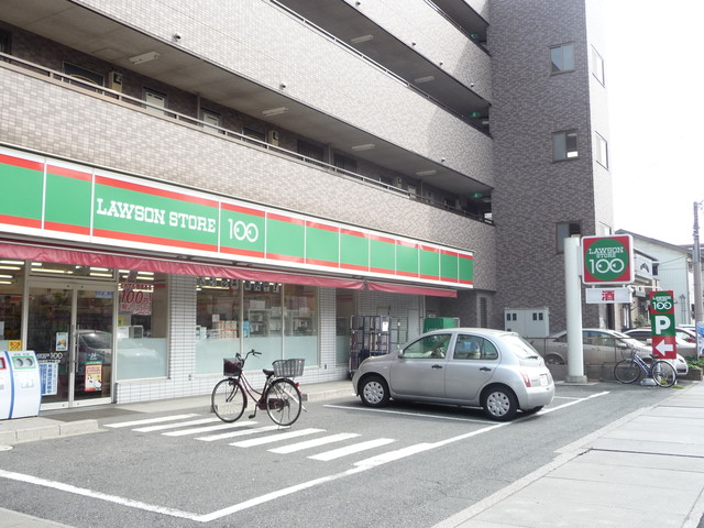 コンビニ　ローソンストア100市川末広二丁目店（コンビニ）まで305m