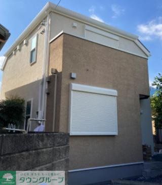 建物外観　新築工事中