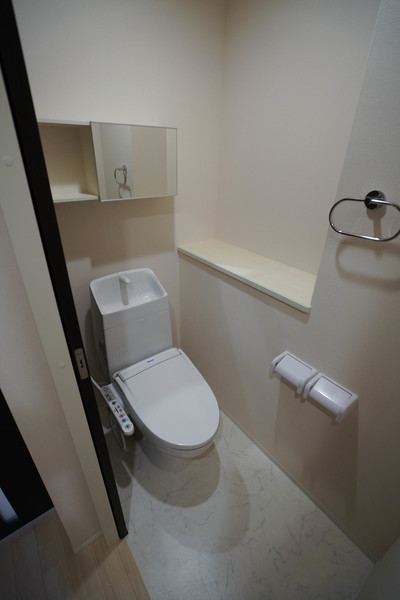 トイレ　同じ建物の別なお部屋