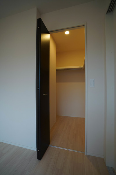 収納　同じ建物の別なお部屋
