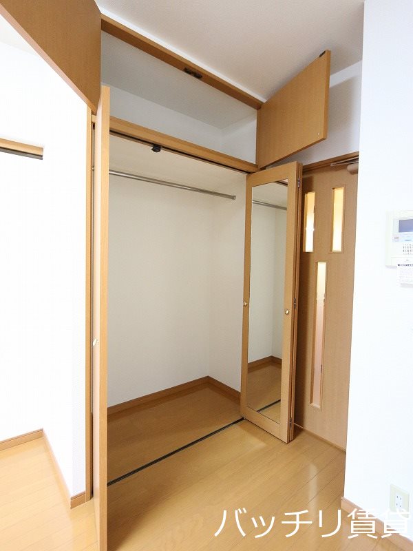 収納　画像は同型対応の為、現状を優先いたします