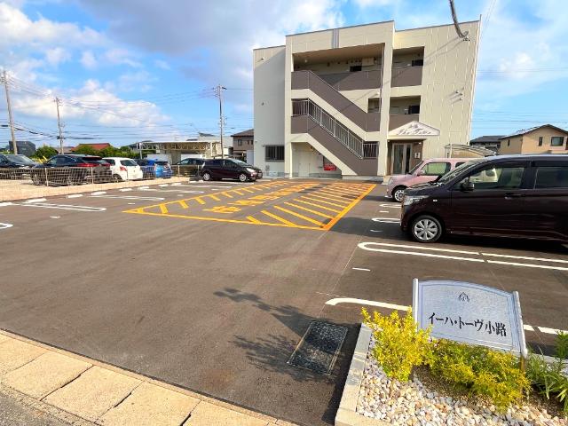 駐車場　外観写真（昼）