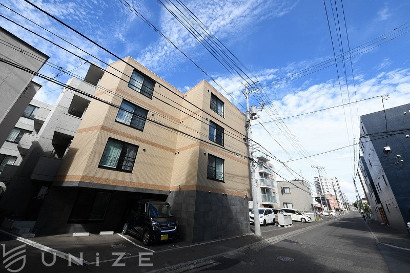 地下鉄南北線 澄川駅 徒歩8分 築7年