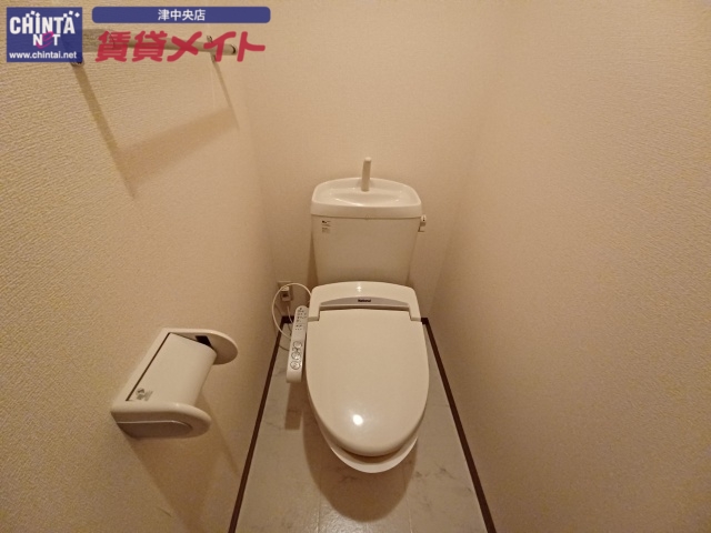 トイレ　同物件別室画像